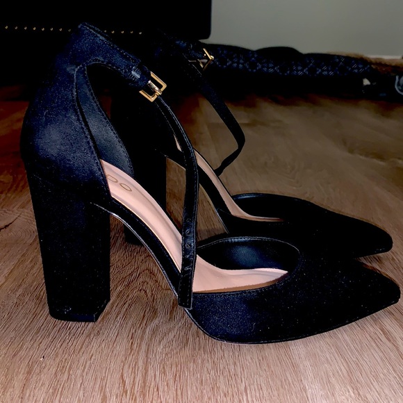 Also shoes size 7 - Picture 2 of 2